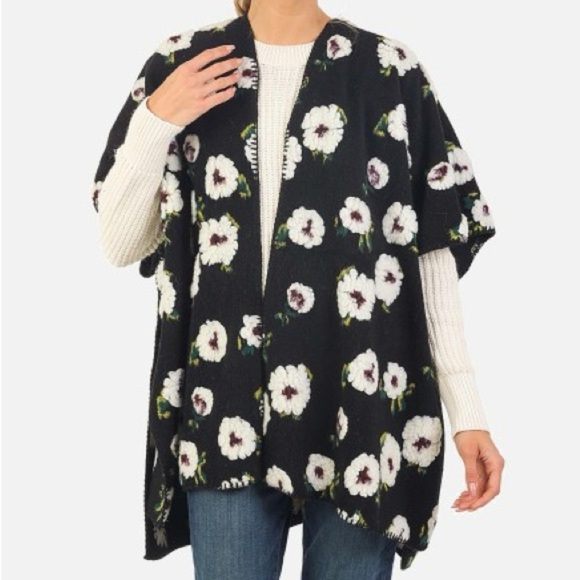 Avenue Zoe | Thick Floral Pattern Kimono - Picture 1 of 4